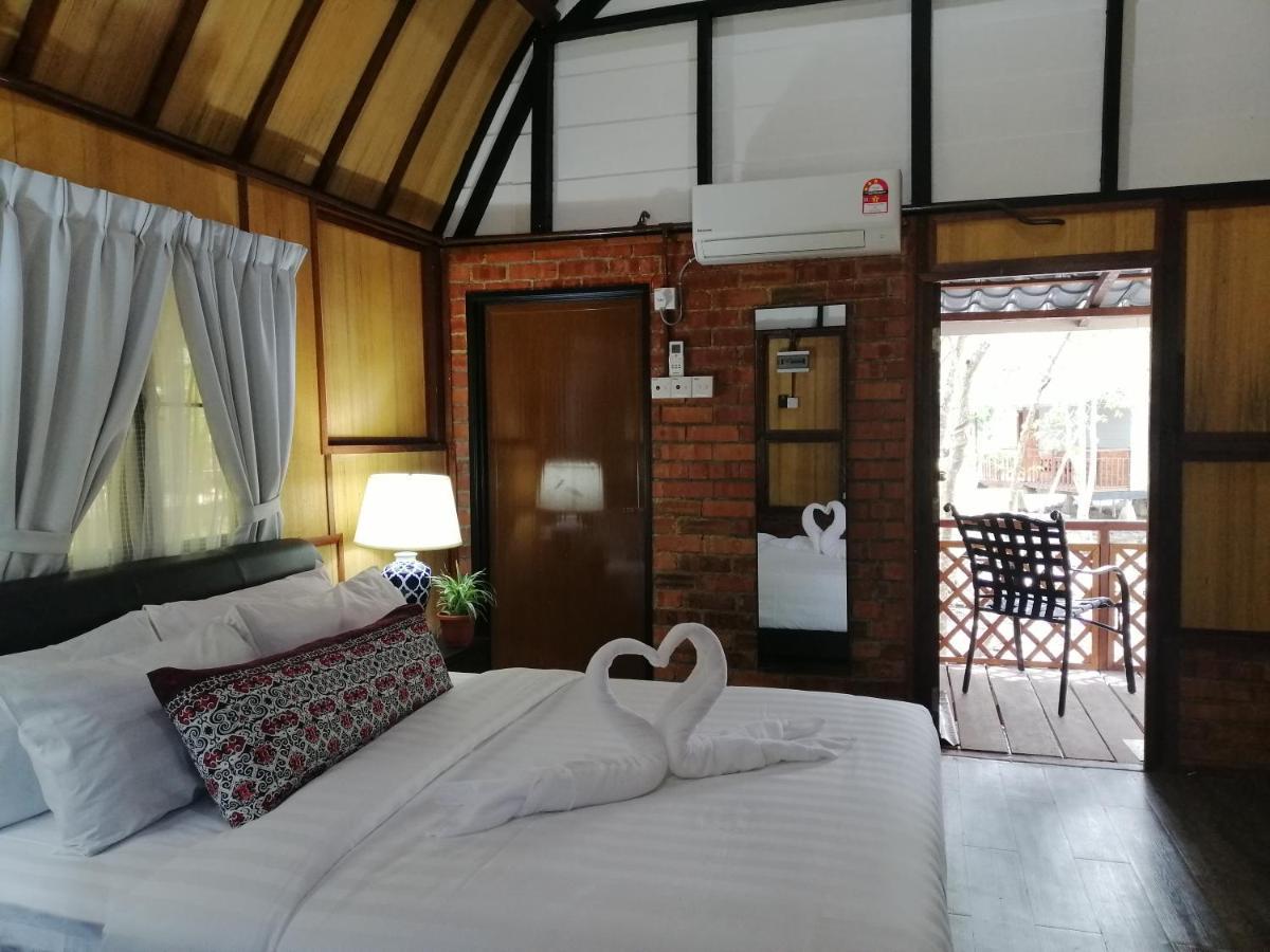 Api-Api Eco Chalet Pantai Kok Exterior foto