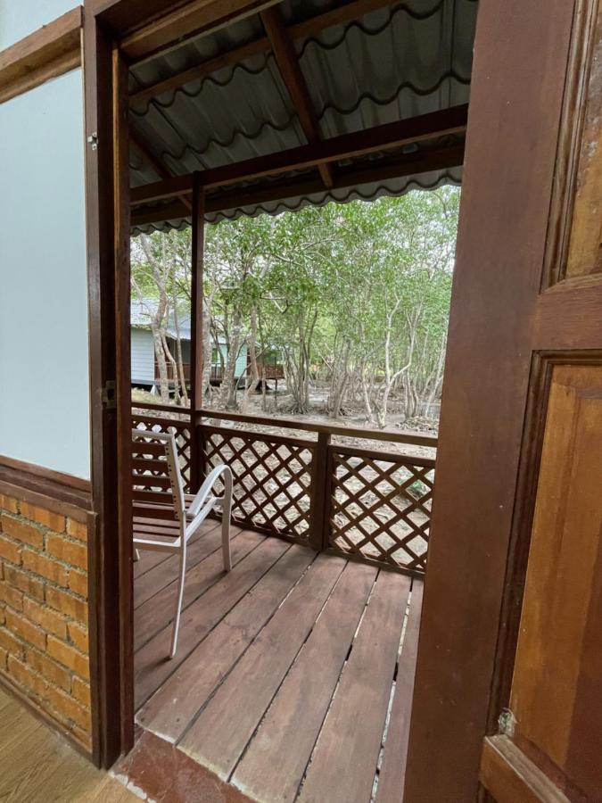 Api-Api Eco Chalet Pantai Kok Exterior foto